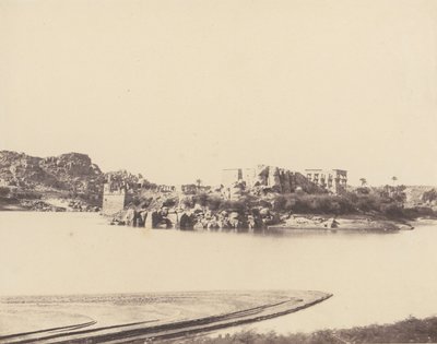 Ön Fileh Philæ, allmän bild tagen från sydost vid punkt B, 1851-52, tryckt 1853-54. av Félix Teynard