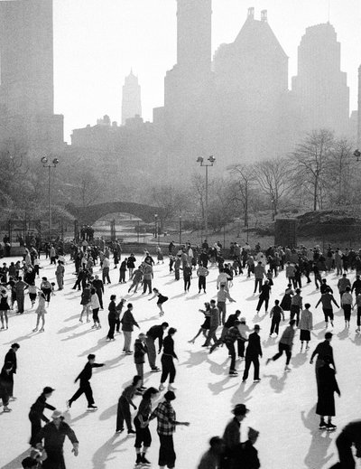 Iceskating i New York av Fosco Maraini