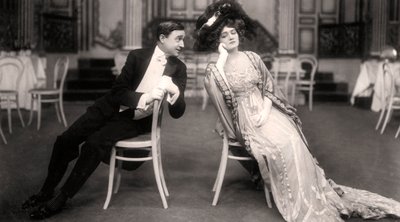 Lily Elsie och Joseph Coyne i The Merry Widow, 1907. av Foulsham and Banfield