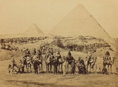 Gîzeh - H.K.H. prinsen av Wales avresa och svit från pyramiderna av Francis Bedford