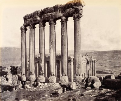 Ruinerna av soltemplet och Jupitertemplet, Baalbek av Francis Bedford