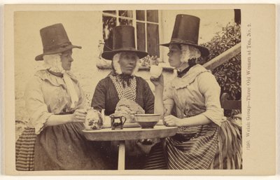 Welsh Group - Tre gamla kvinnor vid teet, nr 2 av Francis Bedford