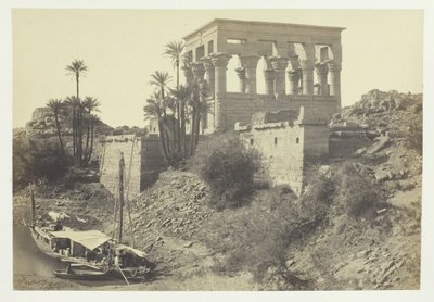 Pharoahs Bed, Island of Philæ, 1857. av Francis Frith