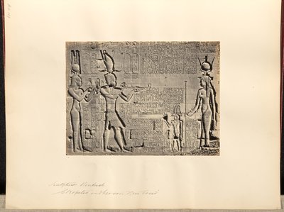 Skulpturer, Denderah, "Kleopatra och hennes son Nero Casar" av Francis Frith