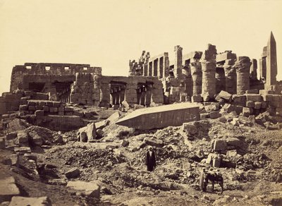El-Karnaks tempel, från sydost av Francis Frith