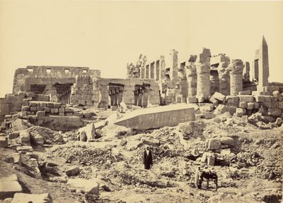 Templet i El-Karnak. Från sydost av Francis Frith