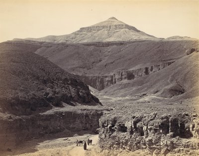 Konungarnas dal, Thebe, ca. 1857, tryckt 1870-tal. av Francis Frith