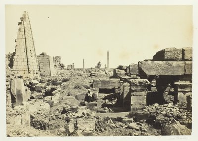 Utsikt över Karnac, från granitpylonen, 1857. av Francis Frith