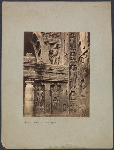 Ajinta-grottan nr. 19, 1850-1870-talen. av Francis Frith and Co.