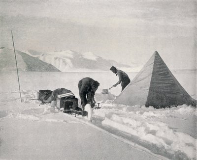 Tung pulka i nysnö utanför punktbesvikelse, december 1911, 1913 av Frank Debenham