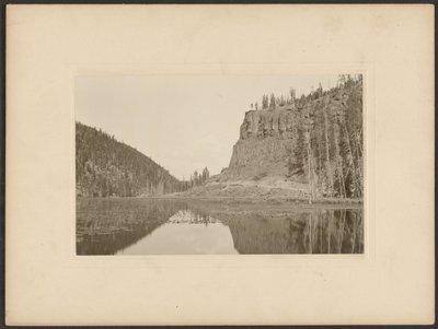 Obsidian Cliff av Frank Jay Haynes