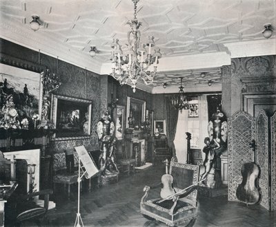 The Music-Room, Captain Harveys House, Hampstead, c1903 av Frank William Brookman
