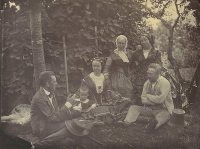 [Tre kvinnor, två män och ett barn på picknick], 1850-60-tal. av Franz Antoine
