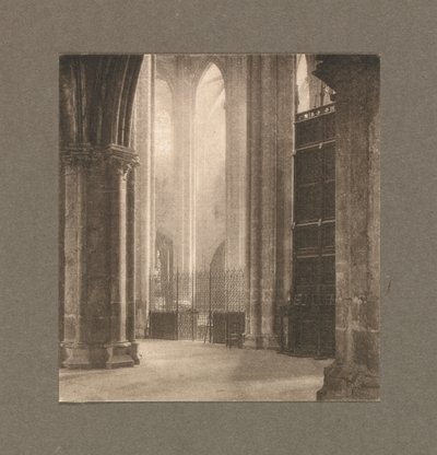 Camera Work: Höhe und Licht in der Kathedrale von Bourges von Frederick Henry Evans