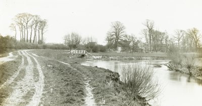 Kelmscott Manor: Från Themsen av Frederick H. Evans