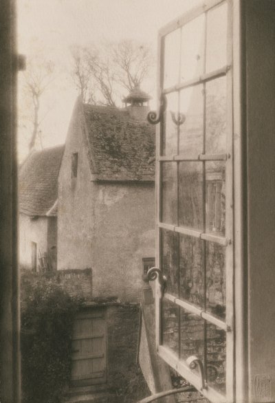 Från ett fönster på Kelmscott Manor, 1896 (platinatryck) av Frederick Henry Evans