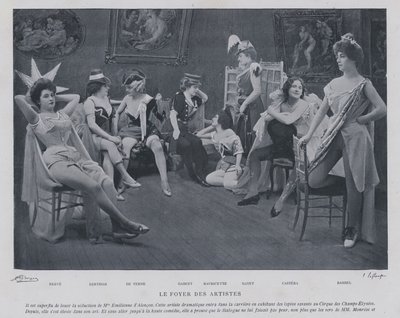 Skådespelerskor i det gröna rummet på Theatre des Varietes, Paris (s/v foto) av French Photographer