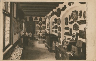 Alsace-museet med utställning av träskulpturer. Vykort skickat 1913. av French Photographer