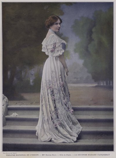 Berthe Bady som Paula i The Second Mrs Tanqueray (färgad bild) av French Photographer