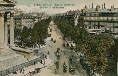 Boulevarderna i Paris, sett från Boulevard de la Madeleine. Vykort skickat 1913. av French Photographer