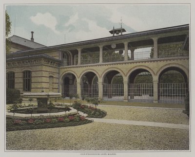 Innergården till Lycee Moliere, Paris (färgfoto) av French Photographer