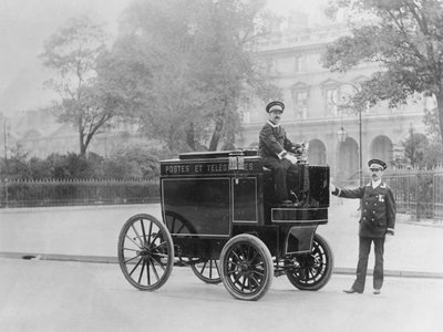 Elektrisk postvagn, 1901 av French Photographer