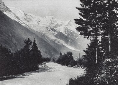 Omgivningarna kring Chamonix (svartvitt foto) av French Photographer