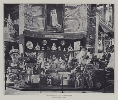 Utställning av varor från Signafabriken, Florens, i den italienska paviljongen på Exposition Universelle 1900, Paris (s/v foto) av French Photographer