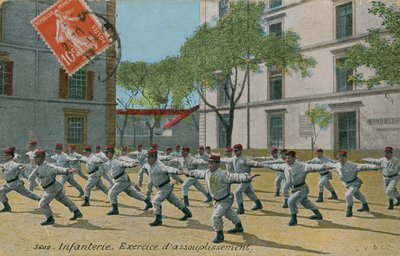Franskt infanteri motionerar, vykort skickat 1913. av French Photographer