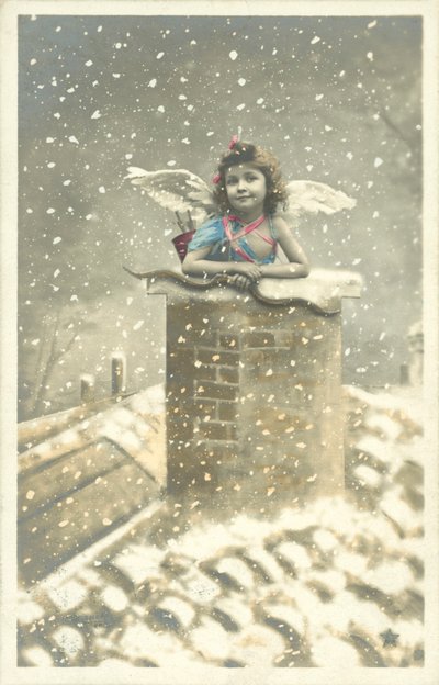 Flickaängel som dyker upp från skorstenskrukan i snön av French Photographer