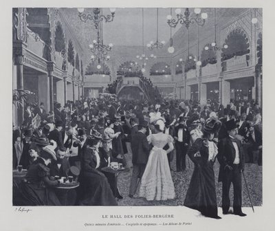 Hall of the Folies Bergere, Paris, under en paus (s/v foto) av French Photographer