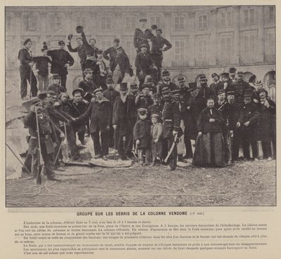 Pariskommunen, grupp på skräpet av Vendome-kolonnen av French Photographer