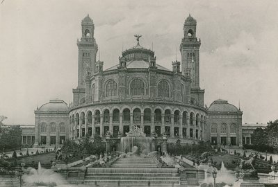 Le Palais du Trocadero, Palace of Trocadero (fotogravyr) av French Photographer