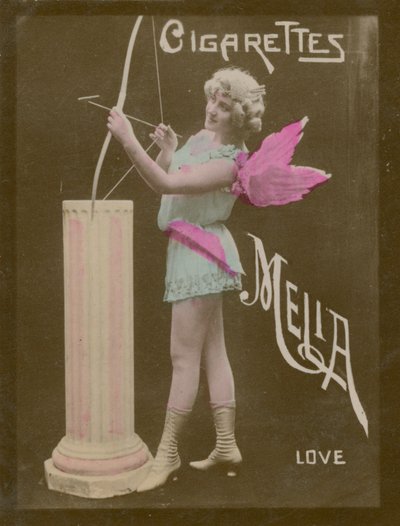 Kärlek, flicka klädd som Cupid (foto) av French Photographer