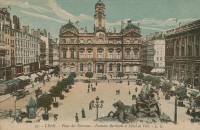 Lyon - Place des Terreaux - Bartholdi-fontänen och rådhuset. Vykort skickat 1913. av French Photographer