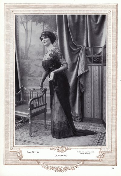 Mannekäng skapad av Pierre Imans (svartvitt foto) av French Photographer