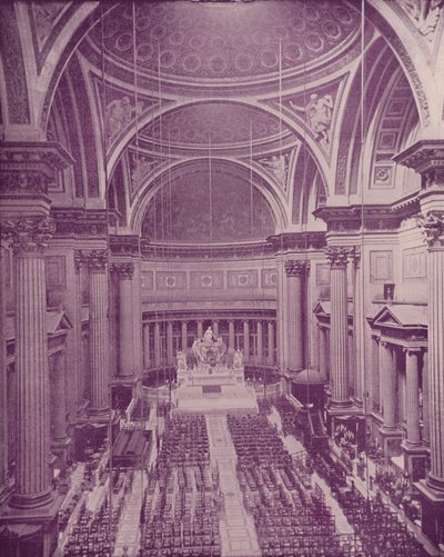 Paris: Interiör av kyrkan Medeleine (s/v foto) av French Photographer