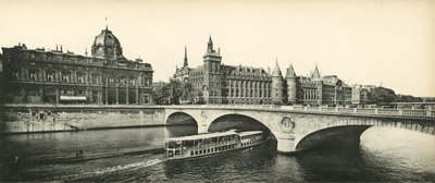 Paris, The Conciergerie och Commercial Court, The Conciergerie and Court of Trade av French Photographer
