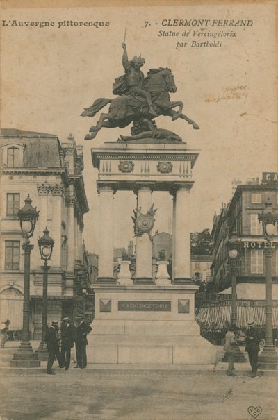 Pittoreska Auvergne - staty av Vercingetorix av Bartholdi i Clermont-Ferrand. Vykort skickat 1913. av French Photographer