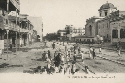 Port-Said, Egypten: Lesseps Street (svartvitt foto) av French Photographer