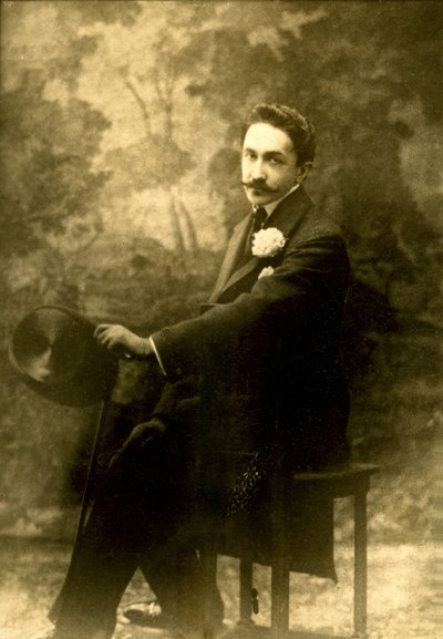 Porträtt av greve Robert de Montesquiou av French Photographer