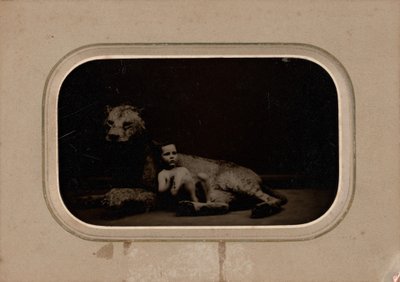 Porträtt av ett barn,ca. 1860 (foto) av French Photographer