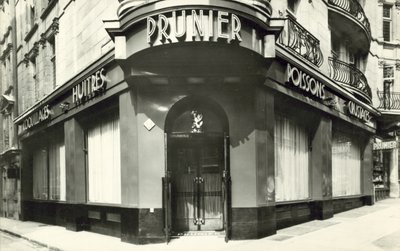 Prunier Restaurant (s/v foto) av French Photographer