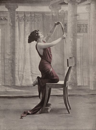 Regina Badet, fransk komediskådespelerska (färgfoto) av French Photographer