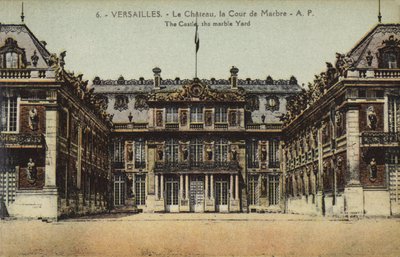 The Marble Court, Palace of Versailles (färgfoto) av French Photographer