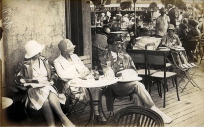 Konstnärernas Paris vid den vackra tiden: målaren Tsuguharu-Leonard Foujita av French Photographer