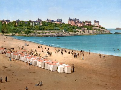 Utsikt över Pointe de la Malouine från Plage de lEcluse, Dinard, 1890-1900 av French Photographer