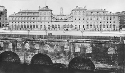 Utsikt över Hotel-Dieu vid tiden för dess konstruktion, Paris, efter 1867 av French Photographer