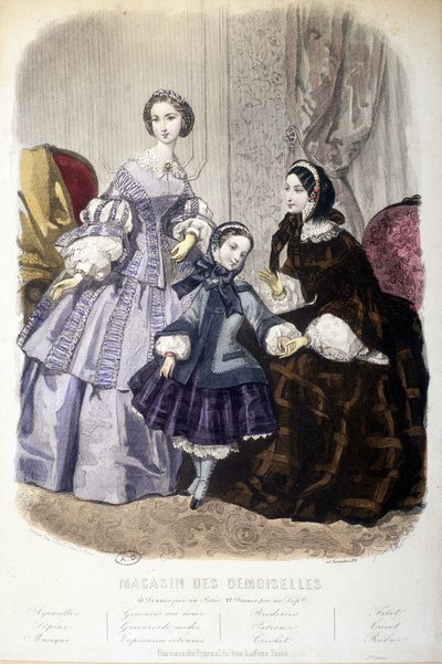 2 kvinnor och en tjej: Mode - i “” Magasin des damoiselles””. sd. omkring 1850. av French School