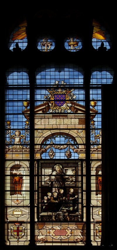 Föreställande det södra fönstret i kapellet vid Château de Chantilly av French School